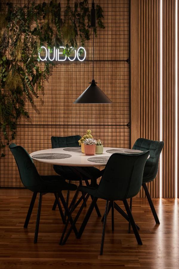 Quiboo Cosmopolit Apartment Brasov Bagian luar foto