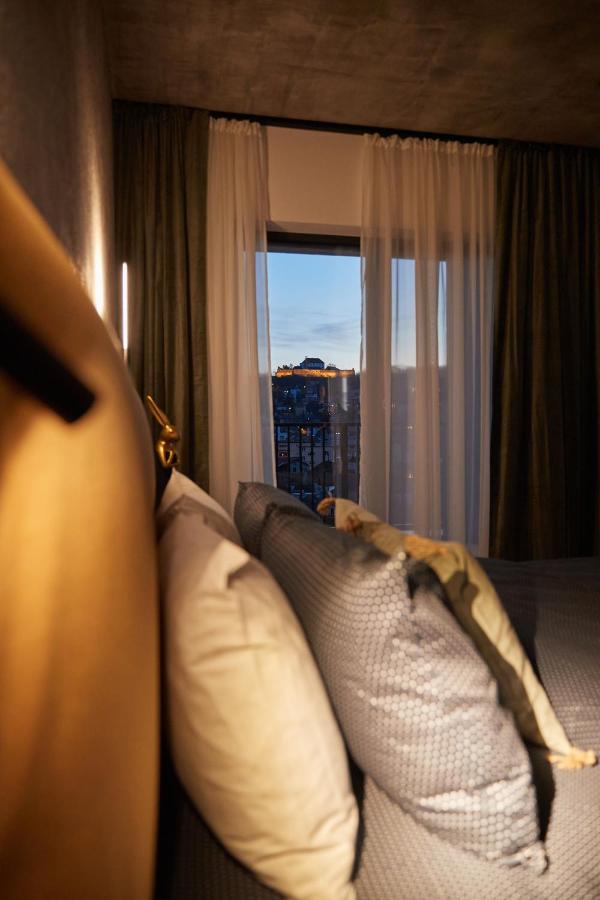 Quiboo Cosmopolit Apartment Brasov Bagian luar foto