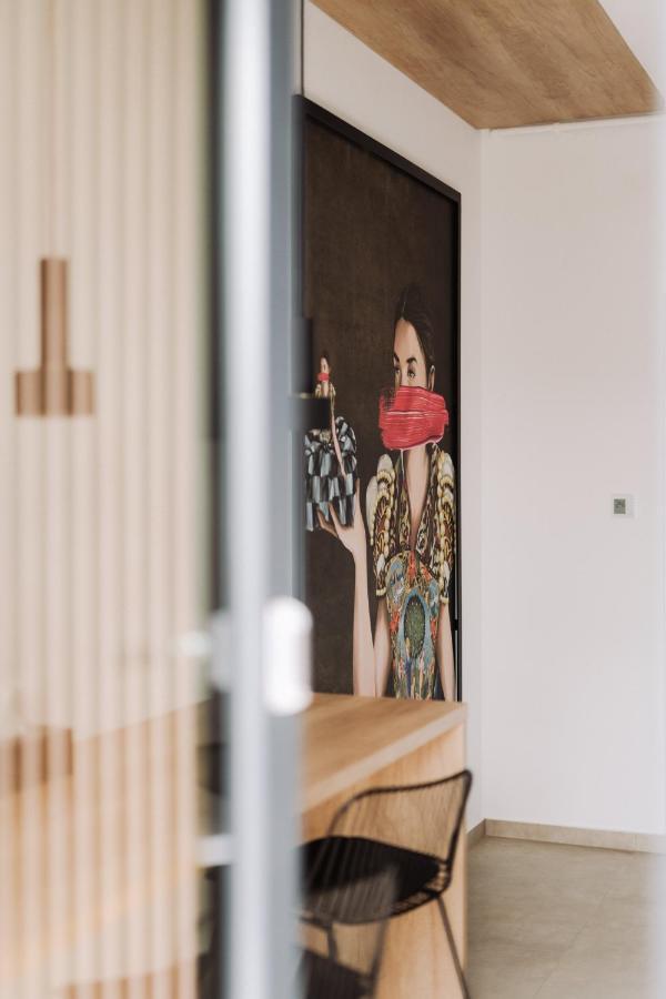 Quiboo Cosmopolit Apartment Brasov Bagian luar foto