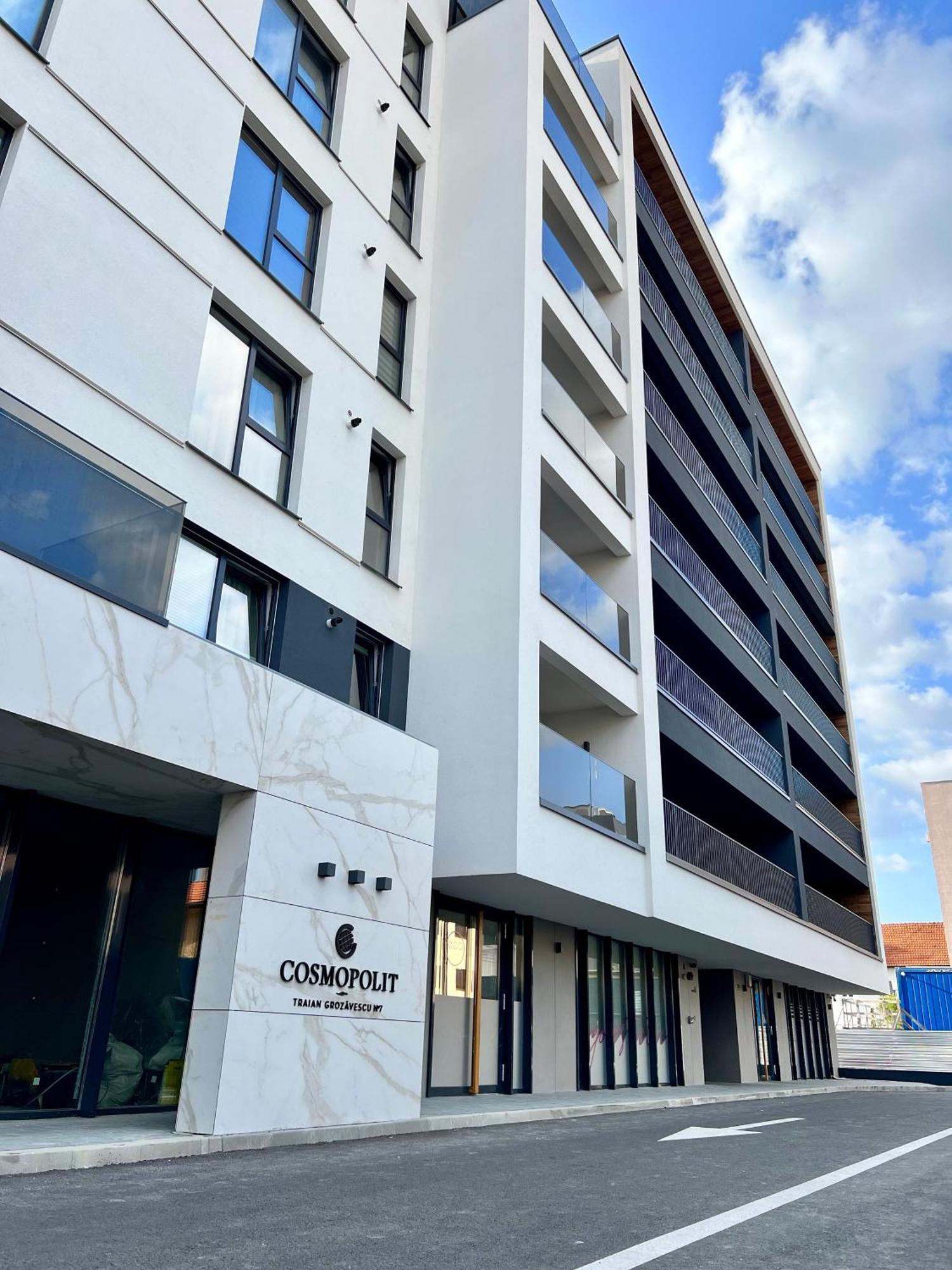 Quiboo Cosmopolit Apartment Brasov Bagian luar foto